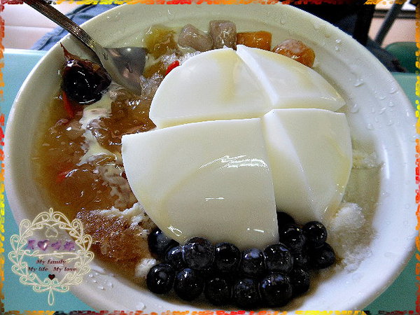 022號招牌 - 鮮奶豆腐冰+銀耳紅棗+綜合芋圓+粉圓+煉乳($45)