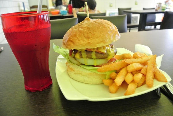 Lok Burger樂漢堡美式主題餐廳：【17Life團購卷】桃園中壢，Lok Burger樂漢堡