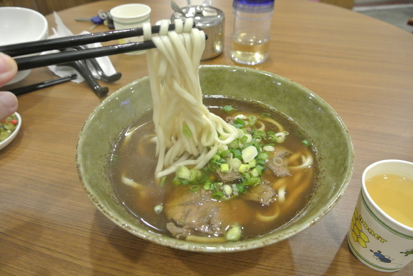 一碗牛肉麵：【小食記】中壢，一碗牛肉麵