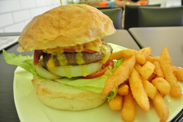 Lok Burger樂漢堡美式主題餐廳：【17Life團購卷】桃園中壢，Lok Burger樂漢堡