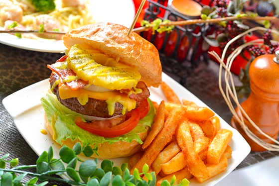 Lok Burger樂漢堡美式主題餐廳：【17Life團購卷】桃園中壢，Lok Burger樂漢堡