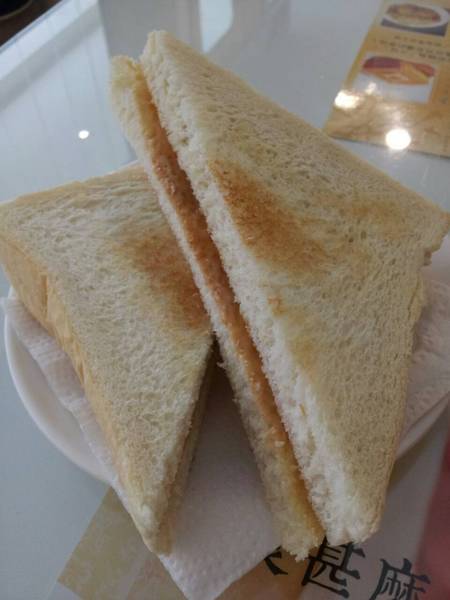 香港故事茶餐廳(東海店):【台中東海】靓品香港茶餐廳 巷弄中的茶餐廳