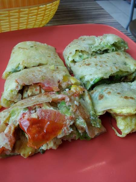 早安廚房：【台中東海】早安廚房　大推他們的蛋餅　跟別間吃起來不一樣！