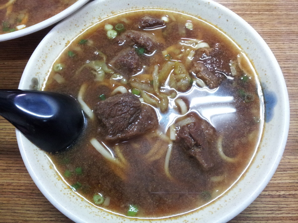 潭子牛家莊:【台中潭子】潭子牛家莊-肉多又好軟嫩啊!