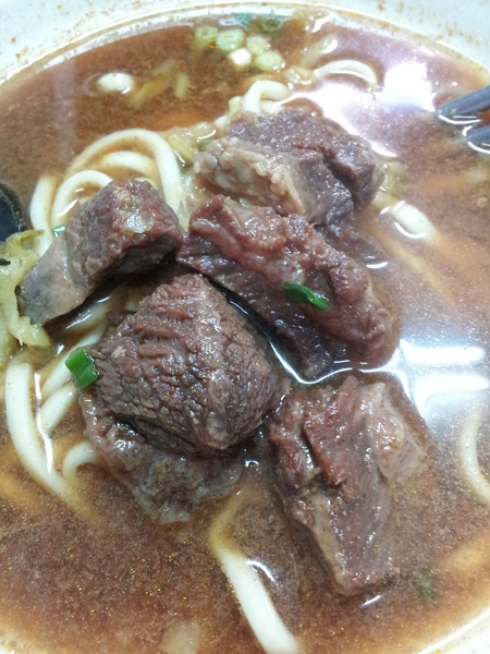 潭子牛家莊:【台中潭子】潭子牛家莊-肉多又好軟嫩啊!