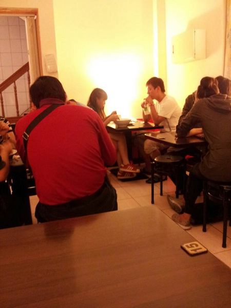 味之初拉麵((東海總店))：【台中東海】味之初拉麵　湯頭濃郁麵條Ｑ，但食量大可能吃不飽