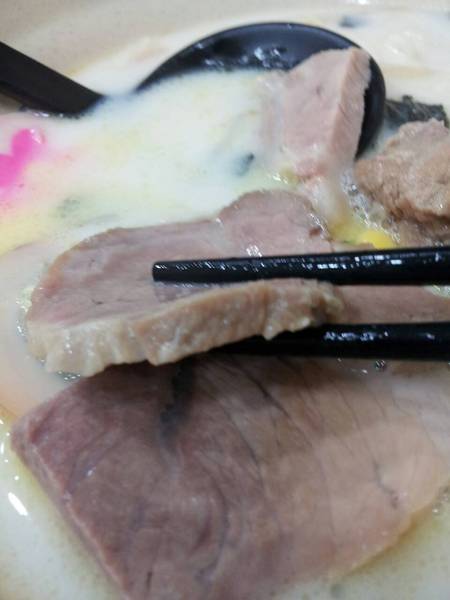 九州拉麵:【台中逢甲】九州拉麵-超平價又好吃的白拉麵只要65喔 !