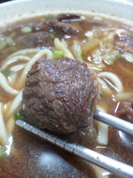 潭子牛家莊:【台中潭子】潭子牛家莊-肉多又好軟嫩啊!