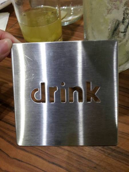 What's burger：＜口碑券＞【一中商圈】What's burger　菠蘿麵包漢堡　特別又好吃！