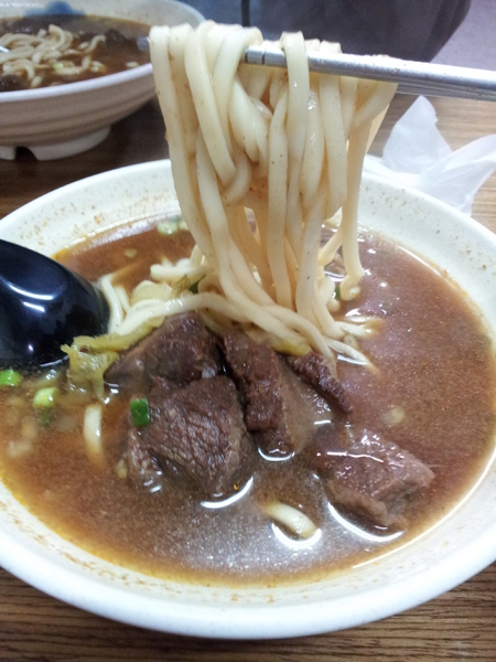 潭子牛家莊:【台中潭子】潭子牛家莊-肉多又好軟嫩啊!