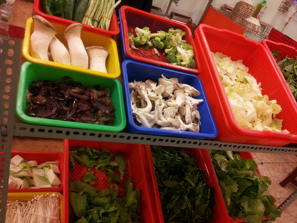 魯夫滷味:【台中東海】魯夫滷味-獨特中藥湯頭,還可以喝唷