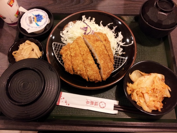 福勝亭:【豐原SOGO】福勝亭-主餐表現都挺優秀,還可以吃得飽飽的:D