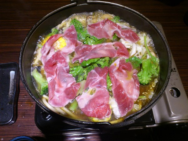 本沐食堂：【本沐食堂壽喜燒】吃到飽