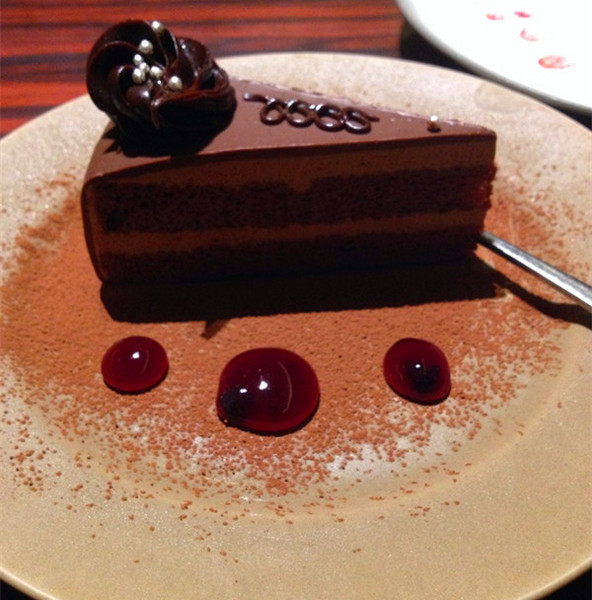 九州杏子日式豬排(SOGO復興店)：[台北]超軟超嫩吃了會懷念的杏子豬排