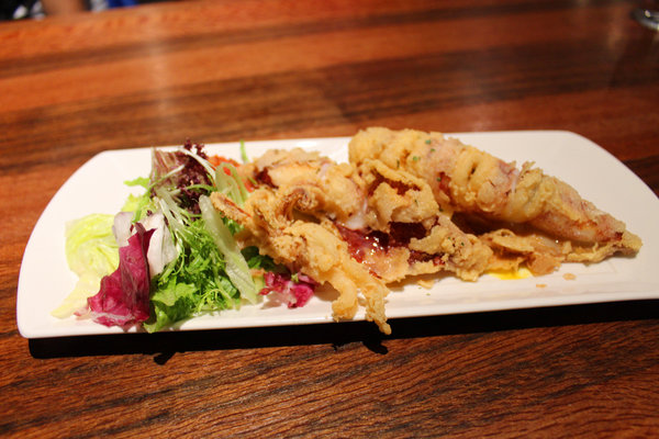 薄多義：[台南]燈光美氣氛佳new人氣餐廳