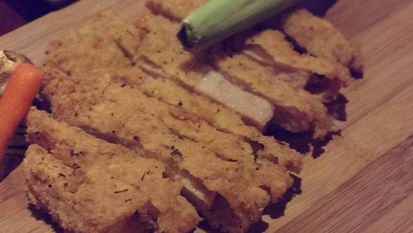 胖布希美墨碳燒 PALM BUSH:口碑卷5--上周聽完綠園道爵士音樂節後渾身搖擺放鬆的風格延續下來,接著來