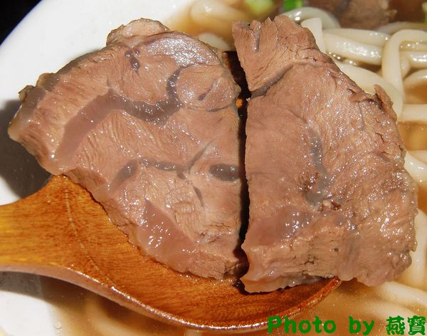 神仙川味牛肉麵(延吉店)：『神仙川味牛肉麵』肉軟湯好喝的清燉牛肉麵