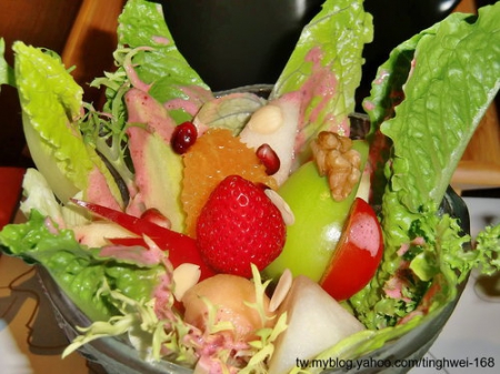 瑤池宴 仙蔬創作料理：「瑤池宴」精緻素食套餐 - 麻姑獻壽(主餐-齊天封侯)嚐鮮試吃～