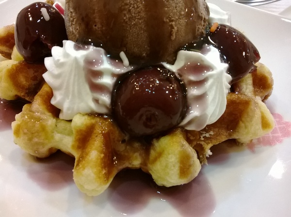 玻爾鬆餅(板橋莒光店):CP滿點!小巷中的比利時風情~玻爾列日~