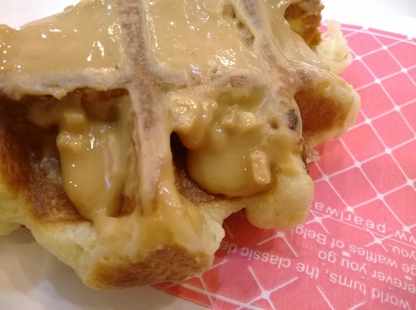 玻爾鬆餅(板橋莒光店):CP滿點!小巷中的比利時風情~玻爾列日~