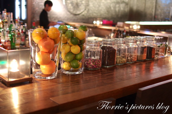 333 Restaurant & Bar:台北松山區美食~HOTEL QUOTE Taipei--333 Restaurant & Bar~來杯調酒微醺一下吧