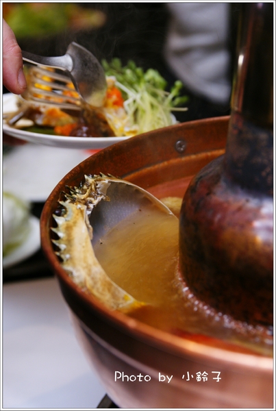 六福皇宮-頤園:六福皇宮-頤園~慈禧最愛「豪華海陸菊花鍋」