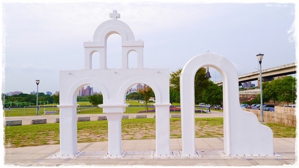 古亭河濱公園:【台北◍•ᴗ•◍情人節約會景點】景點・古亭河濱公園浪漫夜拍✯捷運公館站|婚紗造景主題公園,越夜越浪漫