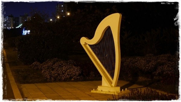 古亭河濱公園:【台北◍•ᴗ•◍情人節約會景點】景點・古亭河濱公園浪漫夜拍✯捷運公館站|婚紗造景主題公園,越夜越浪漫