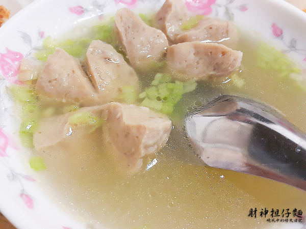 財神担仔麵：【台北|財神担仔麵】好吃但價高份量少的嚐口味小吃