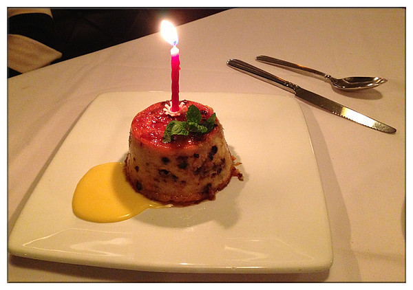 麵包布丁配威士忌甜醬