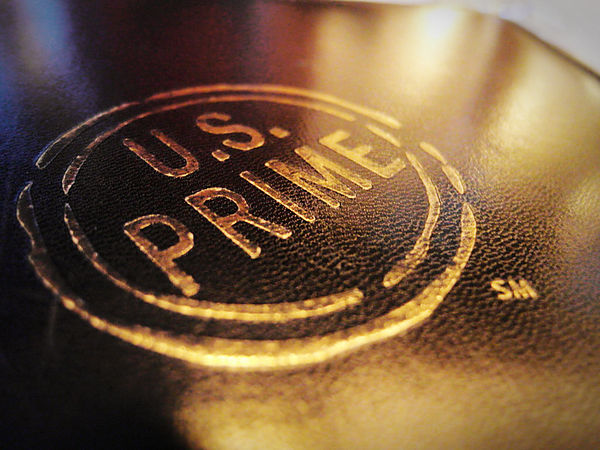 茹絲葵經典牛排之家(民生店):【松山】茹絲葵經典牛排之家。每年生日一定要吃