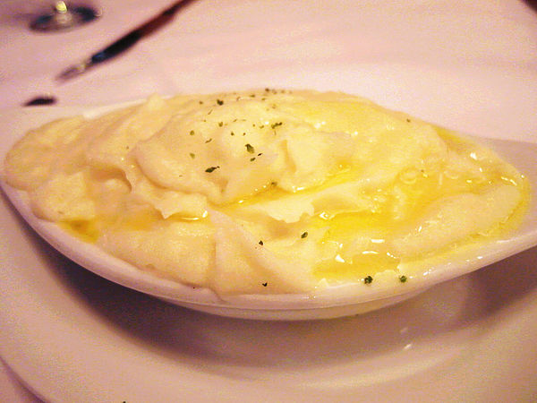 茹絲葵經典牛排之家(民生店):【松山】茹絲葵經典牛排之家。每年生日一定要吃