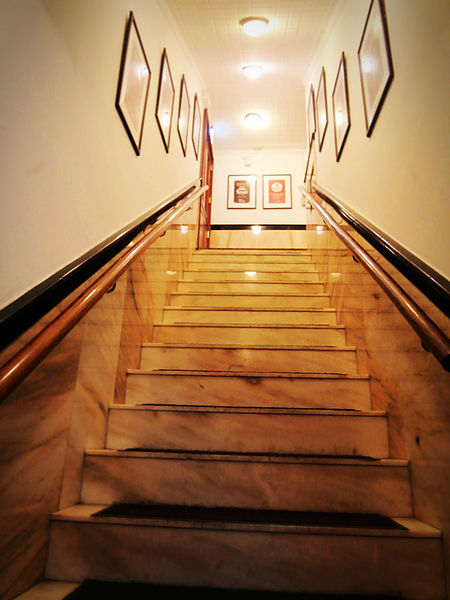 茹絲葵經典牛排之家(民生店):【松山】茹絲葵經典牛排之家。每年生日一定要吃