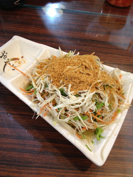 越南河內河粉：不錯吃~生意很好的市場小店~