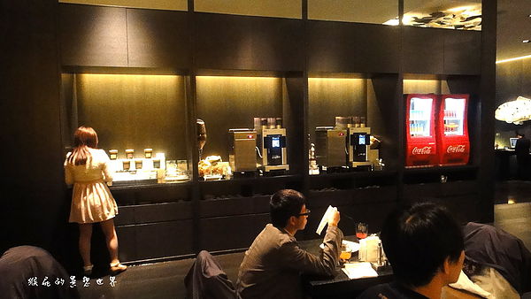 台北寒舍艾美酒店-探索廚房：【台北信義】超難訂位超夯BUFFET！台北寒舍艾美酒店-探索廚房！