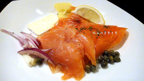 台北寒舍艾美酒店-探索廚房：【台北信義】超難訂位超夯BUFFET！台北寒舍艾美酒店-探索廚房！