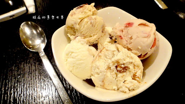 台北寒舍艾美酒店-探索廚房：【台北信義】超難訂位超夯BUFFET！台北寒舍艾美酒店-探索廚房！