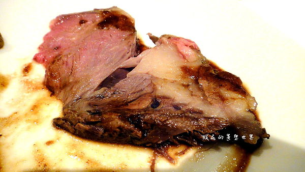 台北寒舍艾美酒店-探索廚房：【台北信義】超難訂位超夯BUFFET！台北寒舍艾美酒店-探索廚房！