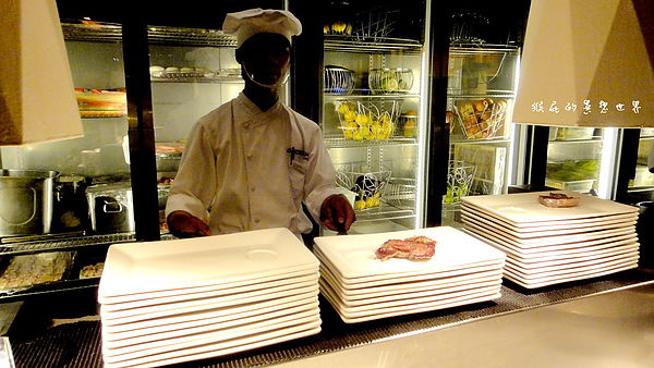 台北寒舍艾美酒店-探索廚房：【台北信義】超難訂位超夯BUFFET！台北寒舍艾美酒店-探索廚房！