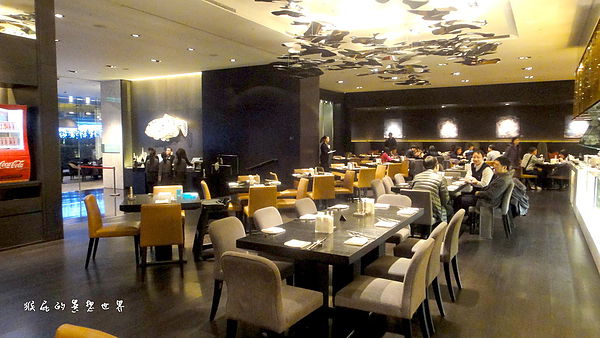 台北寒舍艾美酒店-探索廚房：【台北信義】超難訂位超夯BUFFET！台北寒舍艾美酒店-探索廚房！