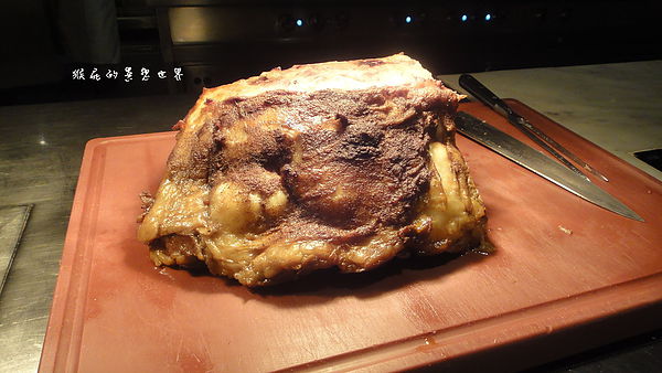 台北寒舍艾美酒店-探索廚房：【台北信義】超難訂位超夯BUFFET！台北寒舍艾美酒店-探索廚房！