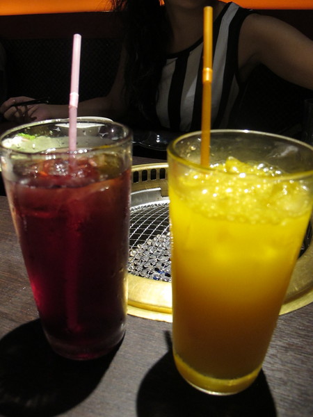 牛角日式炭火燒肉(復興店)：(食記)台北復興北路牛角日本燒肉店吃到飽。店員服務態度佳甜點表現亮眼。