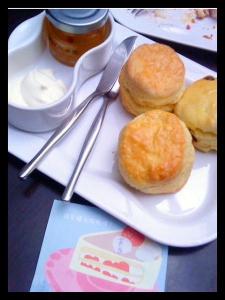 朵兒咖啡館：午茶時光*13個故事-朵兒咖啡館