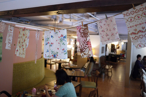 HANA momo Cafe：造訪Hana MOMO店～開始有鹹點和簡餐可選擇喲！