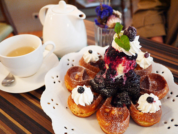 HANA momo Cafe：造訪Hana MOMO店～開始有鹹點和簡餐可選擇喲！