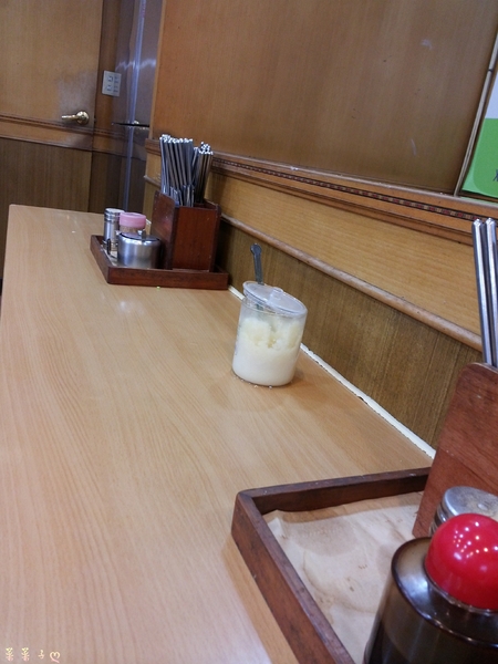 王記府城肉粽(西寧店)：[台北西門町] 鬧區中的傳統小吃攤 ♥『王記府城肉粽』♥ 台北也能吃到道地南部粽