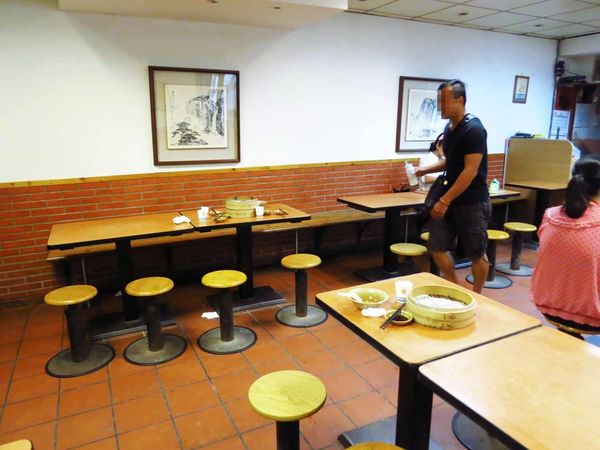 【台北美食】圓山老崔蒸包-不同於一般麵皮與內餡的蒸包