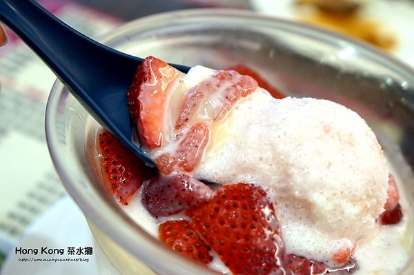 HONG KONG茶水攤(南京旗艦店)：台北茶餐廳 // 必朝聖老字號香港茶餐廳, 口味道地, 價格實惠親民!! ✿✿ HONG KONG茶水攤 - 南京旗艦店 ✿✿（完整菜單）