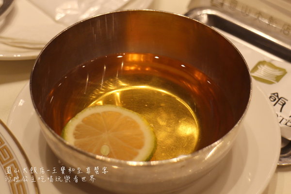 圓山大飯店:滬上品蟹第一家『王寶和至尊蟹宴』10/9號台北圓山大飯店登場