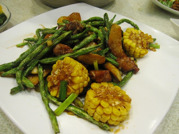 東北金稻子酸白菜火鍋：東北金稻子酸白菜火鍋 - 推薦酸白菜火鍋~